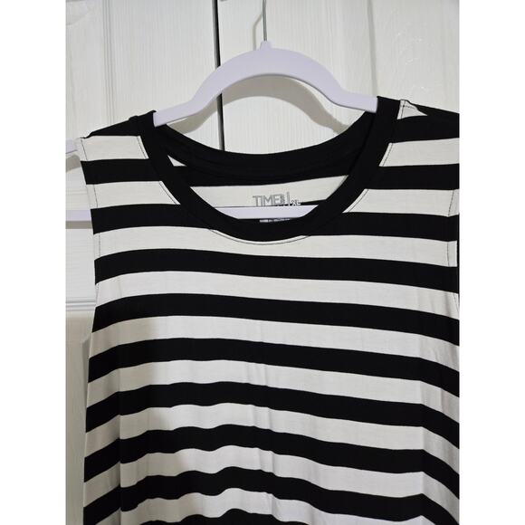 Time and tru xl women's black and white striped dress - Picture 4 of 10
